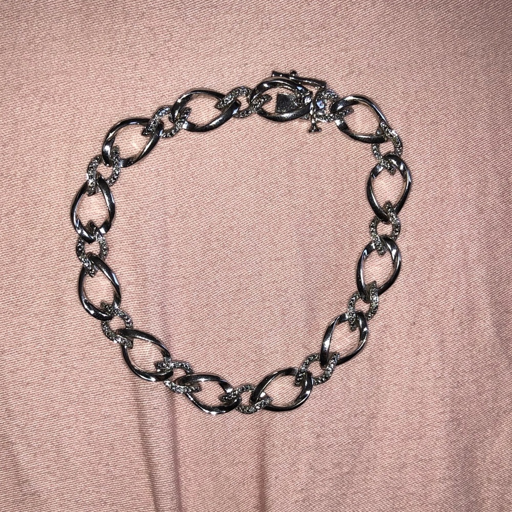 1/10 ct. Diamond Link Bracelet in Sterling Silver